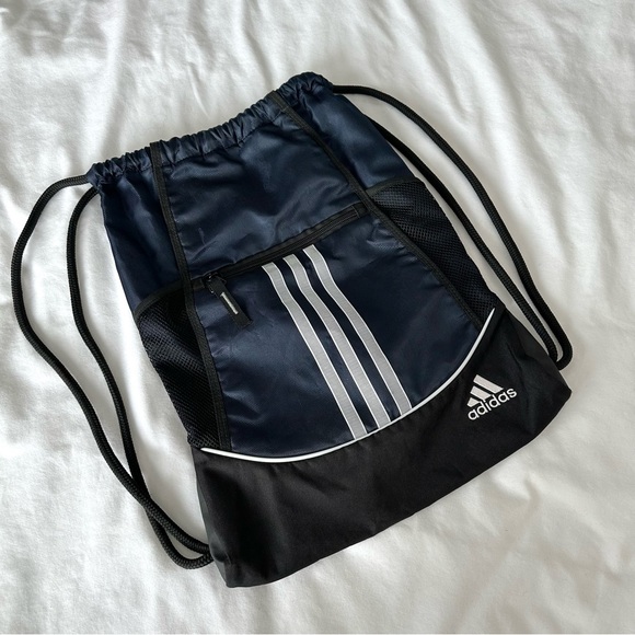 adidas Sackpack/Drawstring Bag - Picture 4 of 5